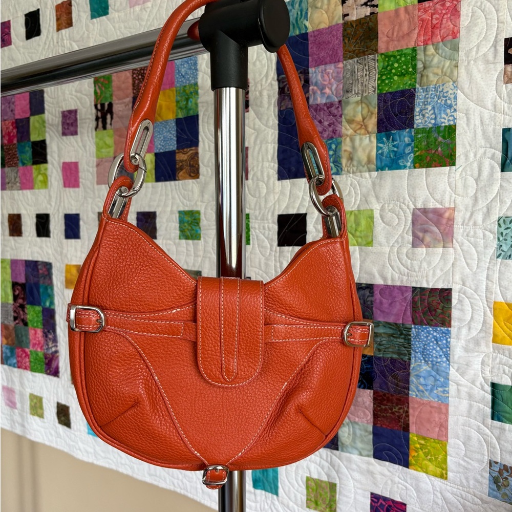 Chic Orange Leather Shoulder Bag